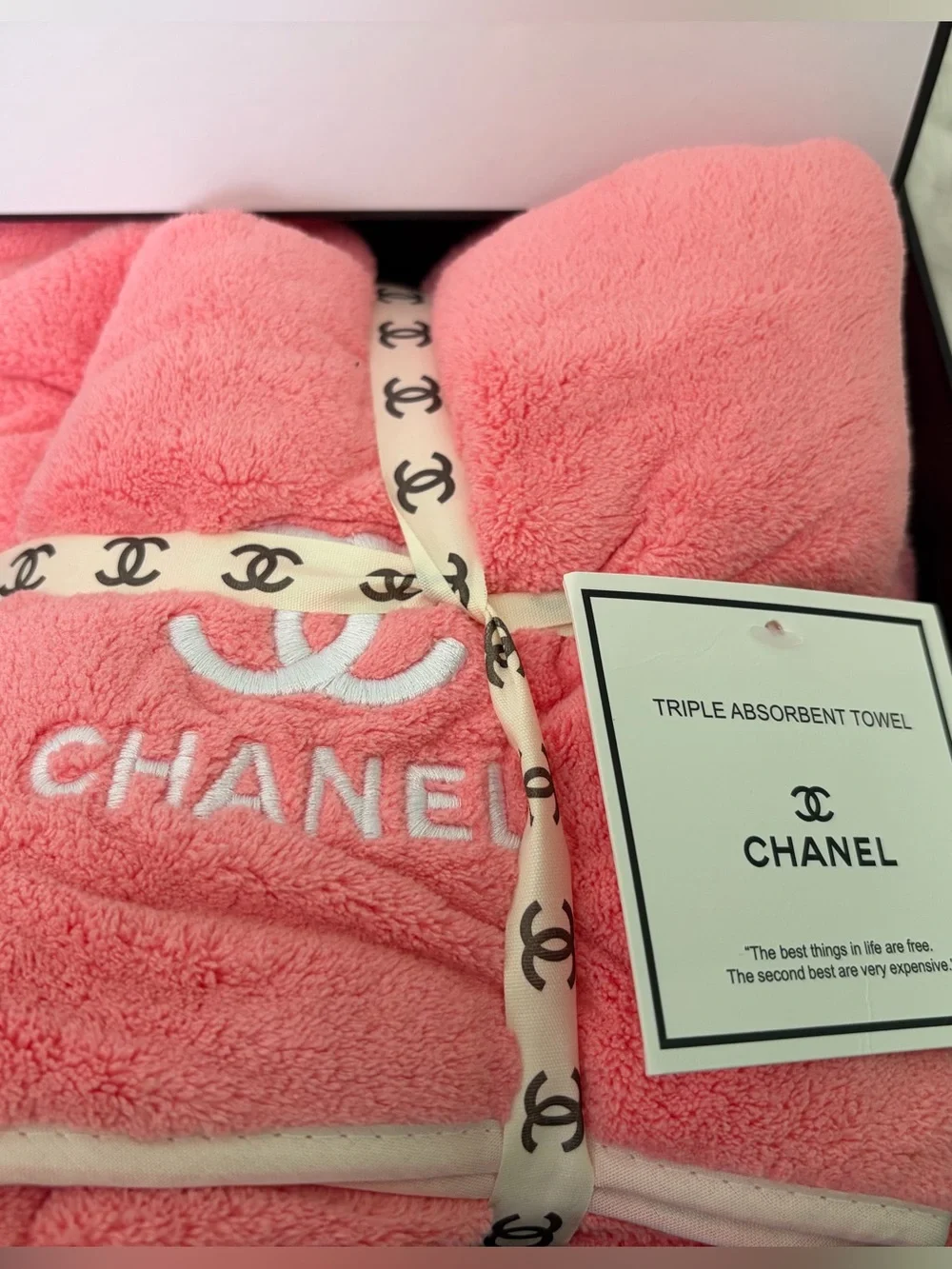 Rare Auth Chanel Bath Towel Set!